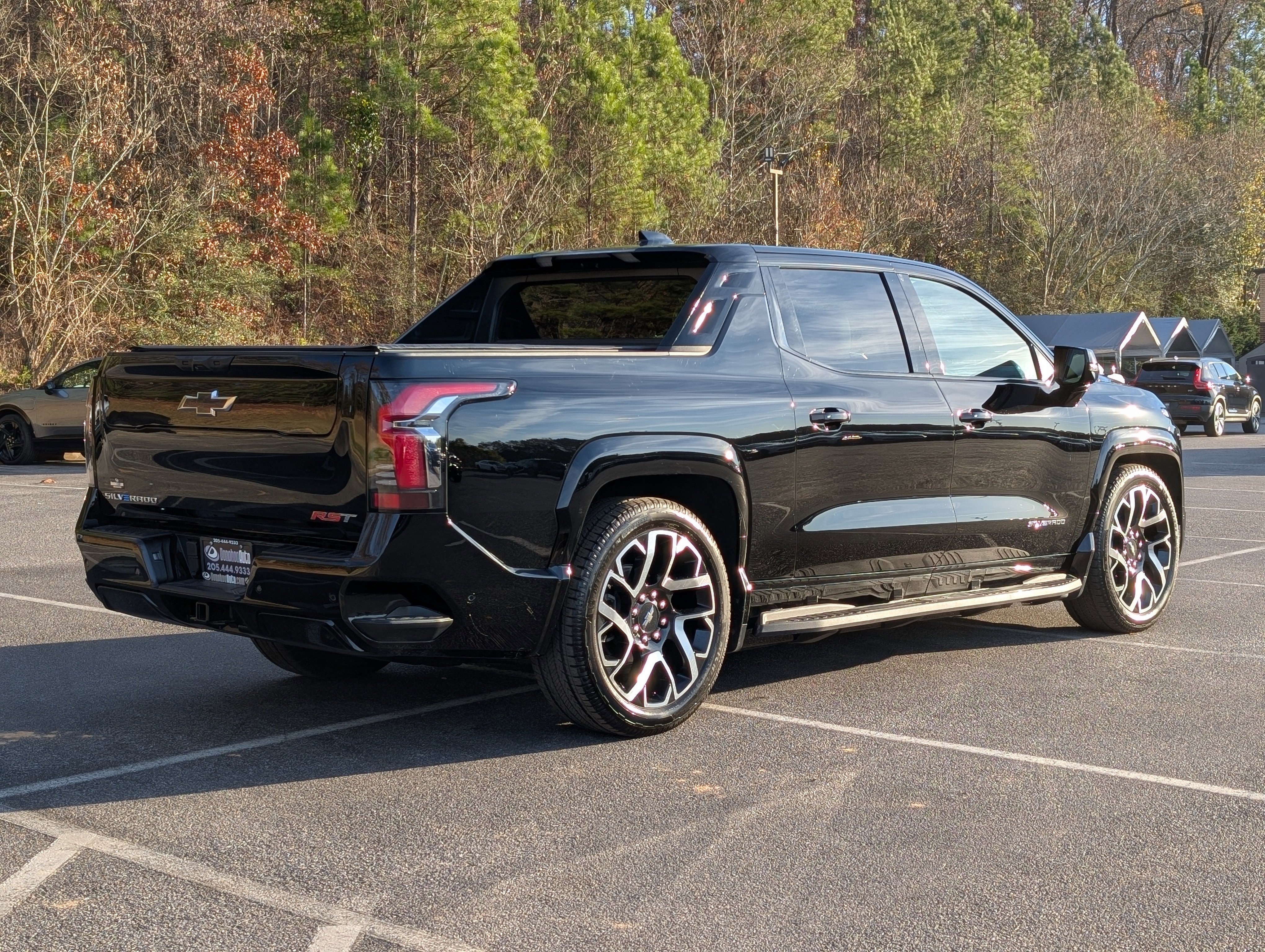 Used 2024 Chevrolet Silverado EV RST image 9