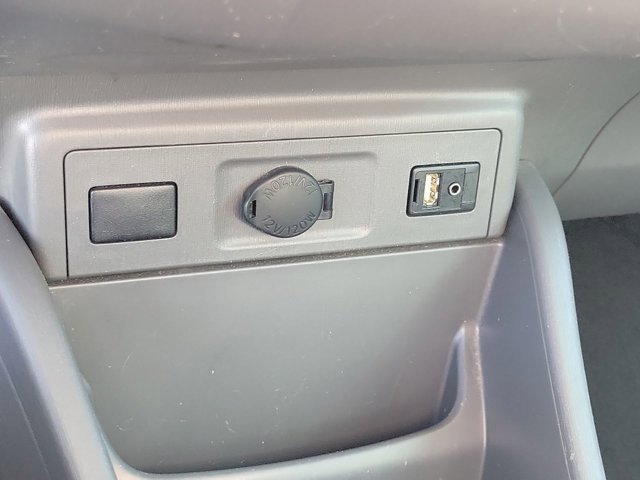 Used 2012 Toyota Prius V Three image 27