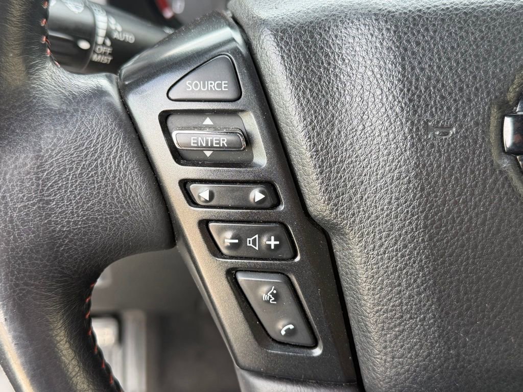 Used 2021 Nissan Titan PRO-4X w/ Pro-4x Convenience Package AWD/4WD image 14