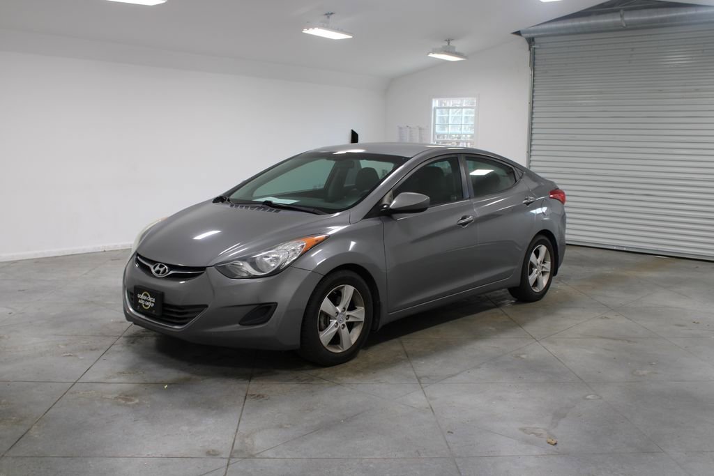 Used 2013 Hyundai Elantra GLS image 4