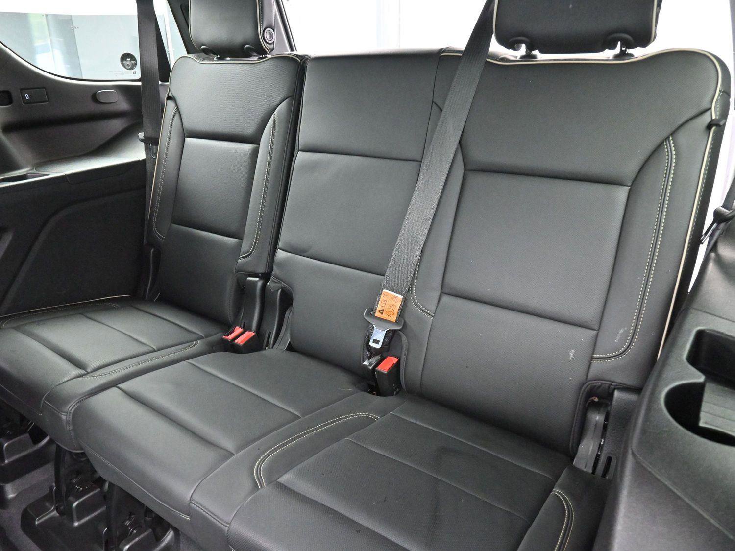 Used 2021 Chevrolet Tahoe Premier w/ Premium Package AWD/4WD image 35