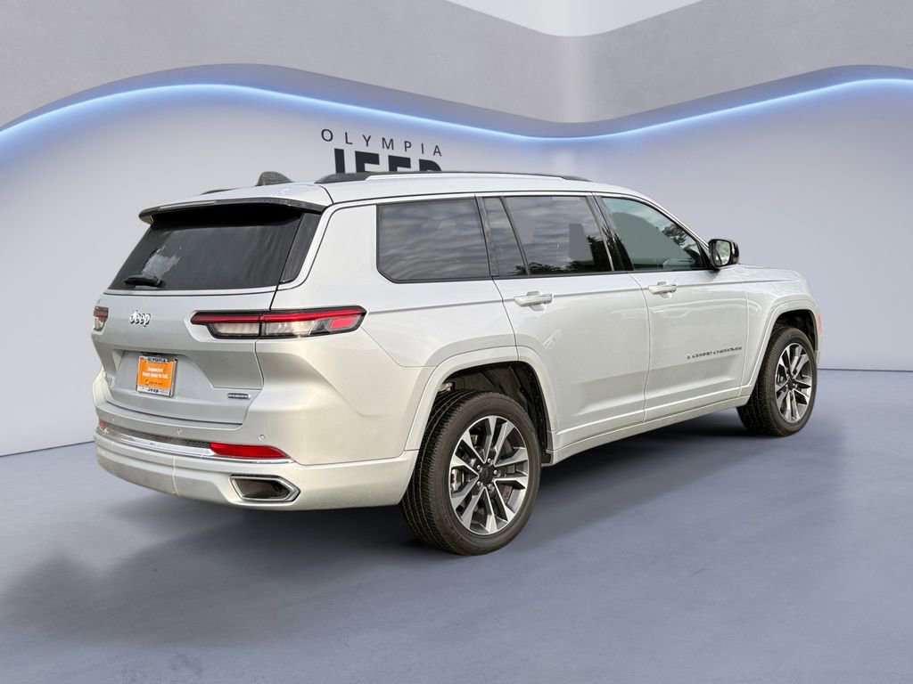 Certified 2024 Jeep Grand Cherokee L Overland w/ Rear Seat Video Group I image 6