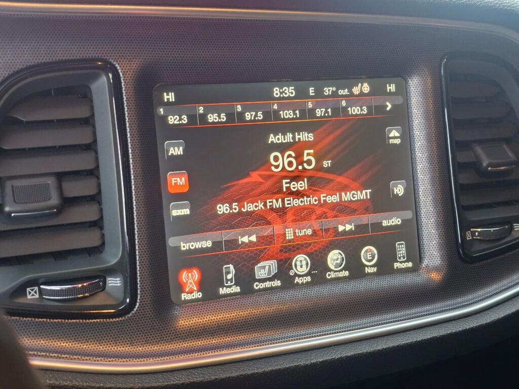 Used 2015 Dodge Challenger R/T Plus image 26