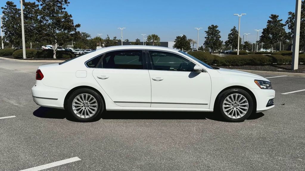 Used 2016 Volkswagen Passat 1.8T SE image 9