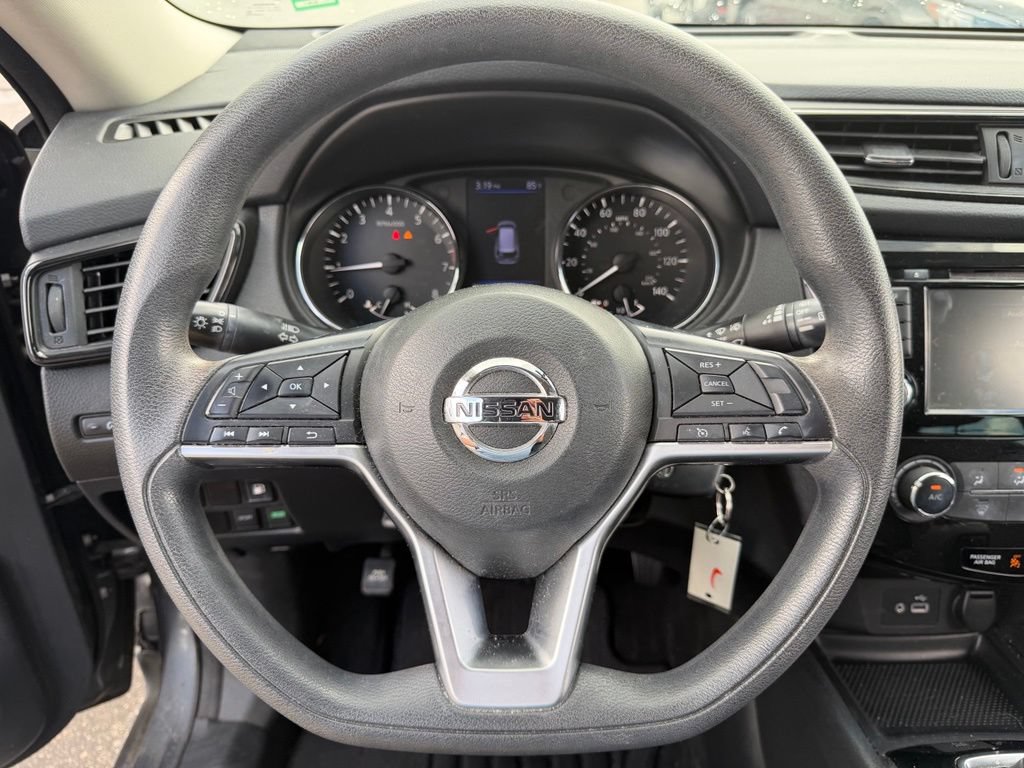 Used 2018 Nissan Rogue S FWD image 25