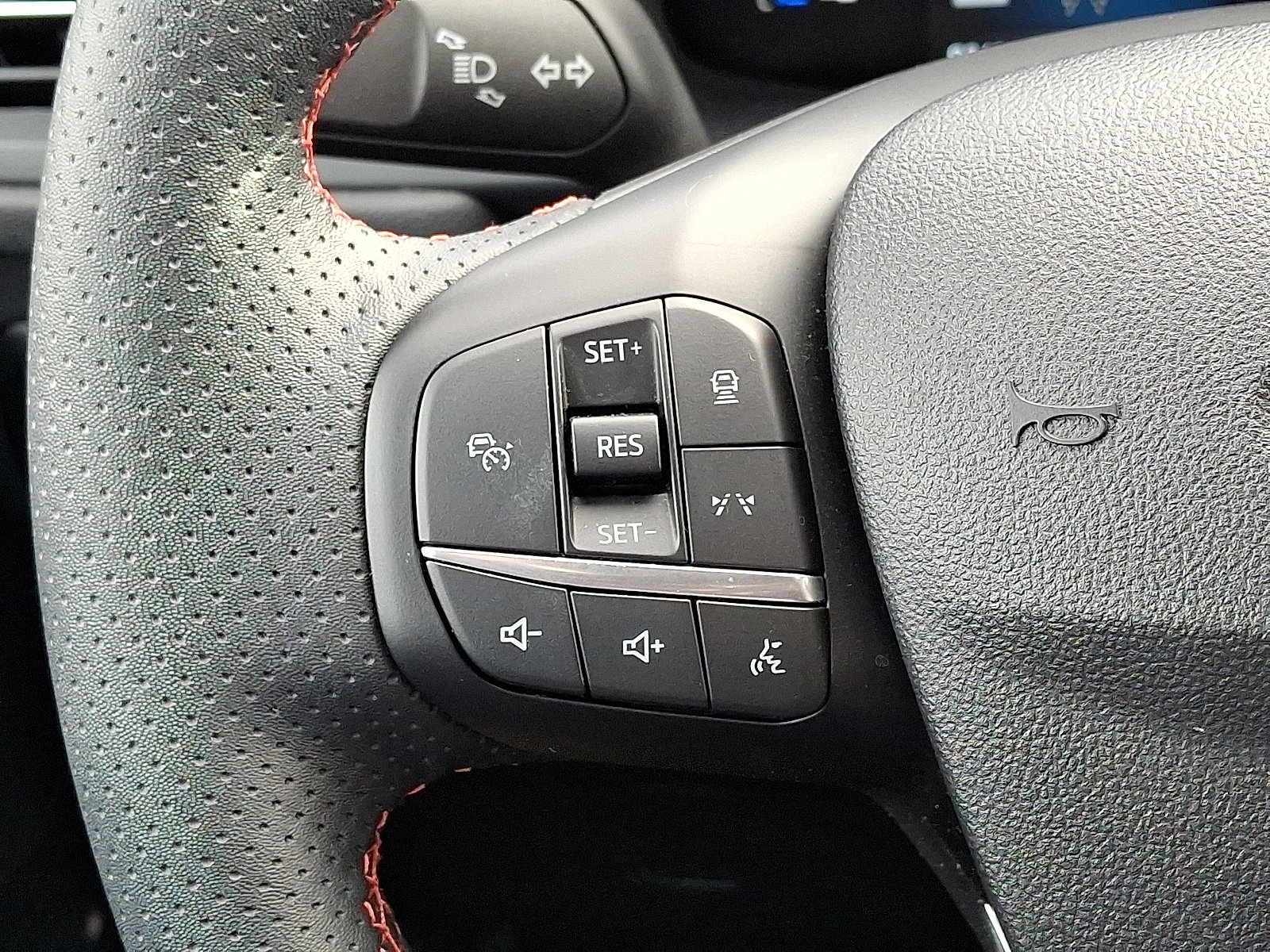 Certified 2025 Ford Escape ST-Line Elite w/ Tech Pack #1 image 24