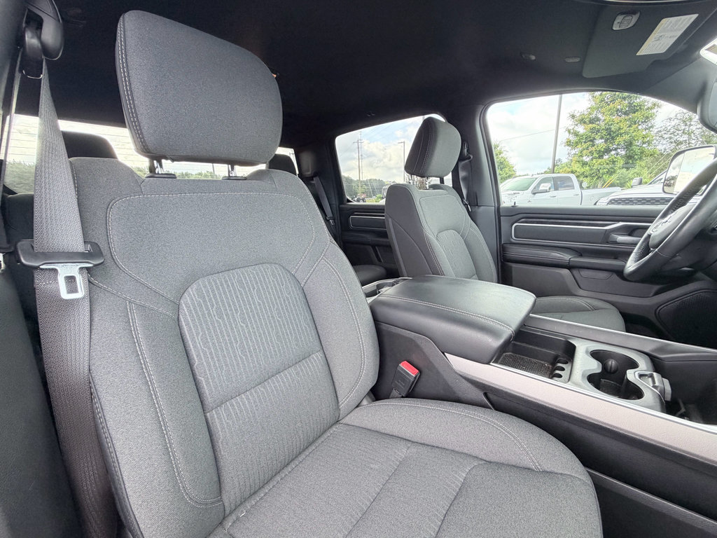 Used 2023 RAM 1500 Big Horn AWD/4WD image 23