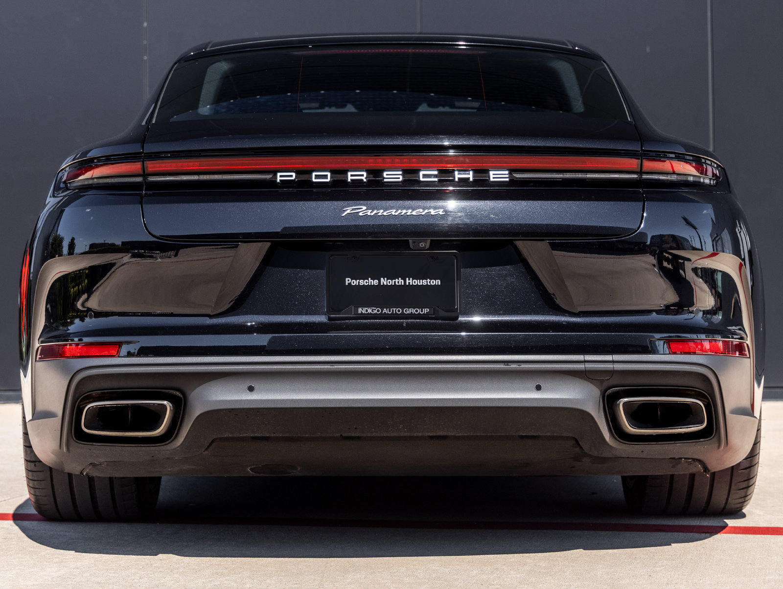 Certified 2025 Porsche Panamera image 10