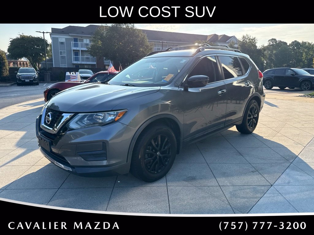 Used 2017 Nissan Rogue SV w/ Midnight Edition Package FWD image 3