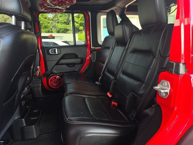 Used 2020 Jeep Wrangler Unlimited Sahara w/ Uconnect 4C Nav & Sound Group AWD/4WD image 10
