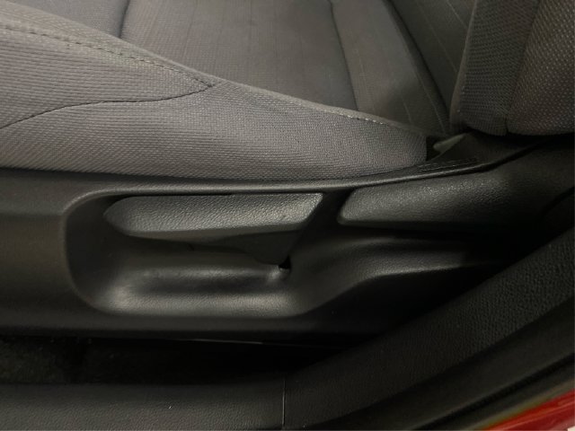 Used 2020 Toyota Corolla SE FWD image 24