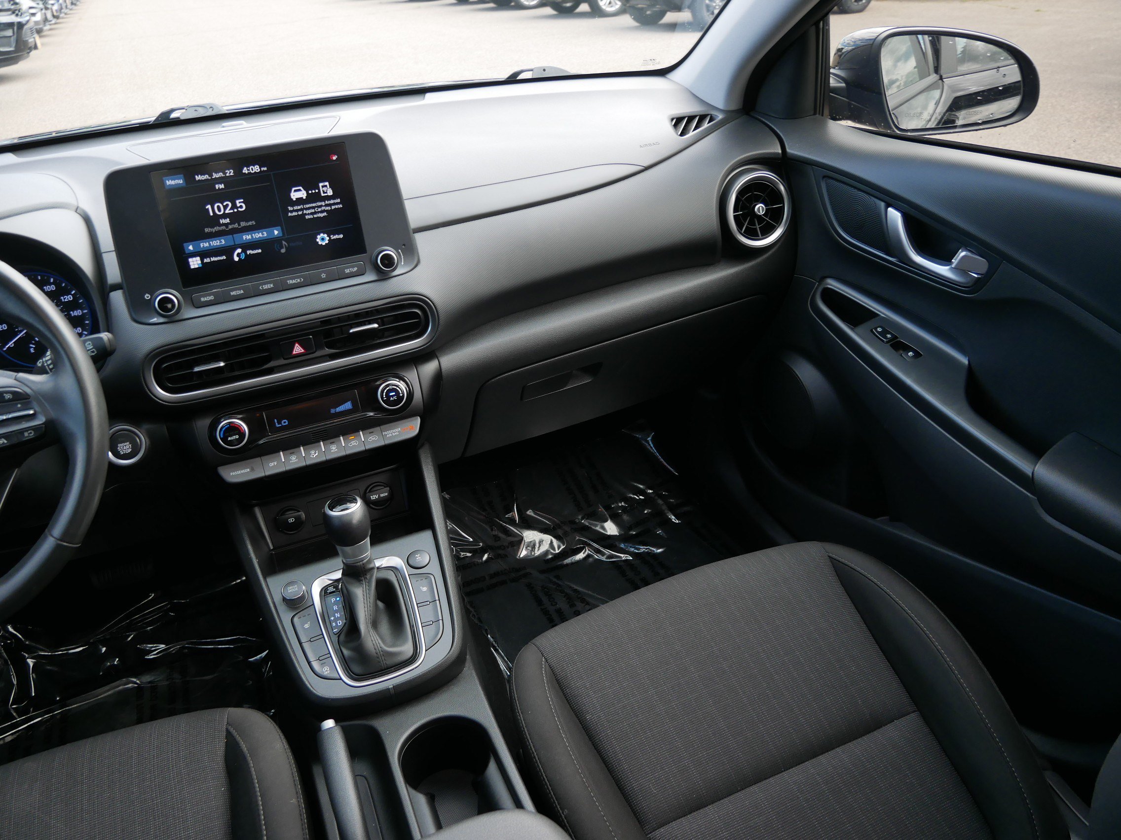 Used 2022 Hyundai Kona SEL w/ Convenience Package AWD/4WD image 11