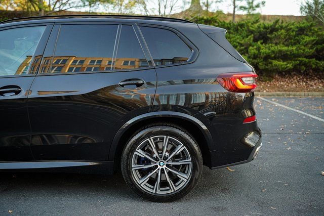 Used 2023 BMW X5 M50i w/ Executive Package image 6
