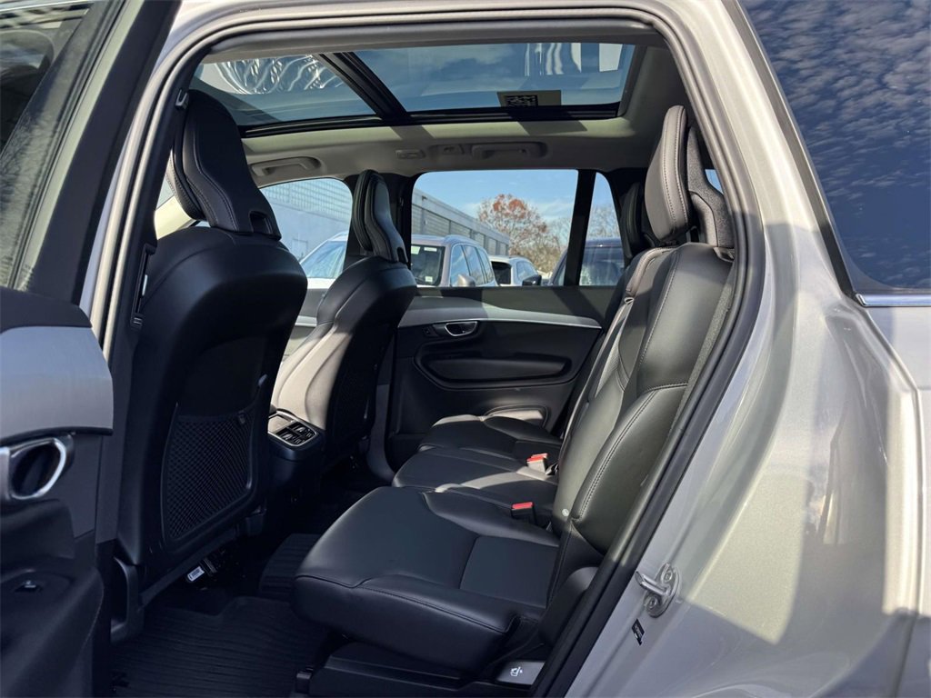 Certified 2024 Volvo XC90 B5 Core w/ Protection Package Premier image 9
