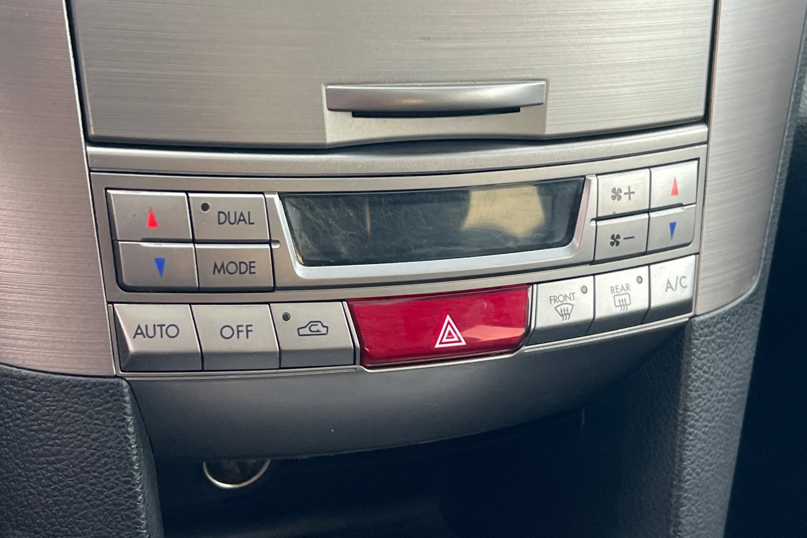 Used 2013 Subaru Outback 2.5i Limited w/ Moonroof Pkg image 17