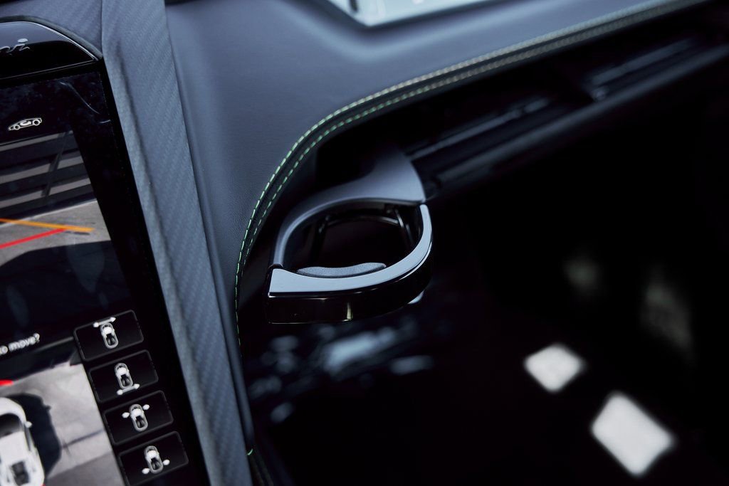 Used 2025 Lamborghini Revuelto AWD/4WD image 77