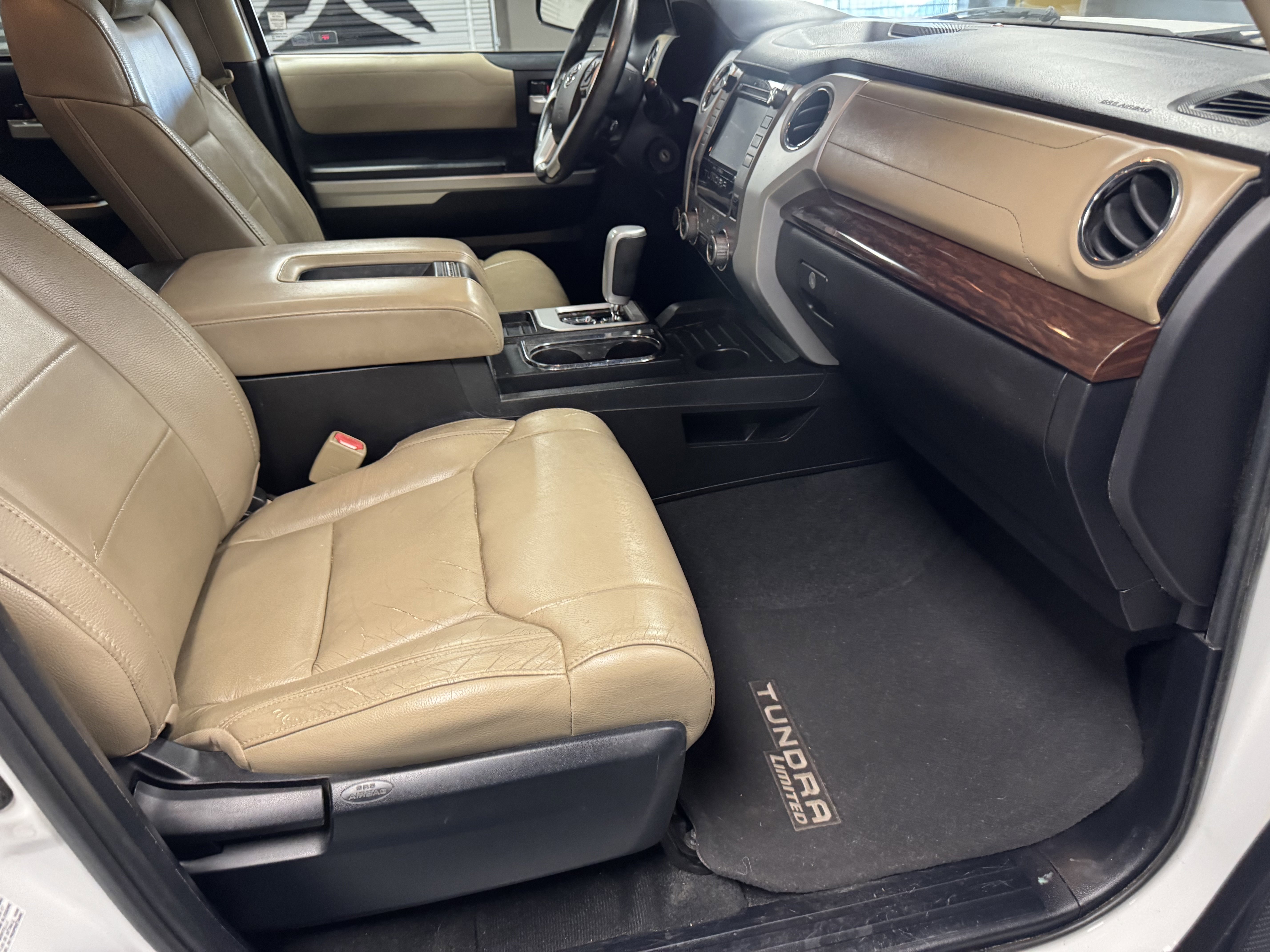 Used 2015 Toyota Tundra Limited AWD/4WD image 15