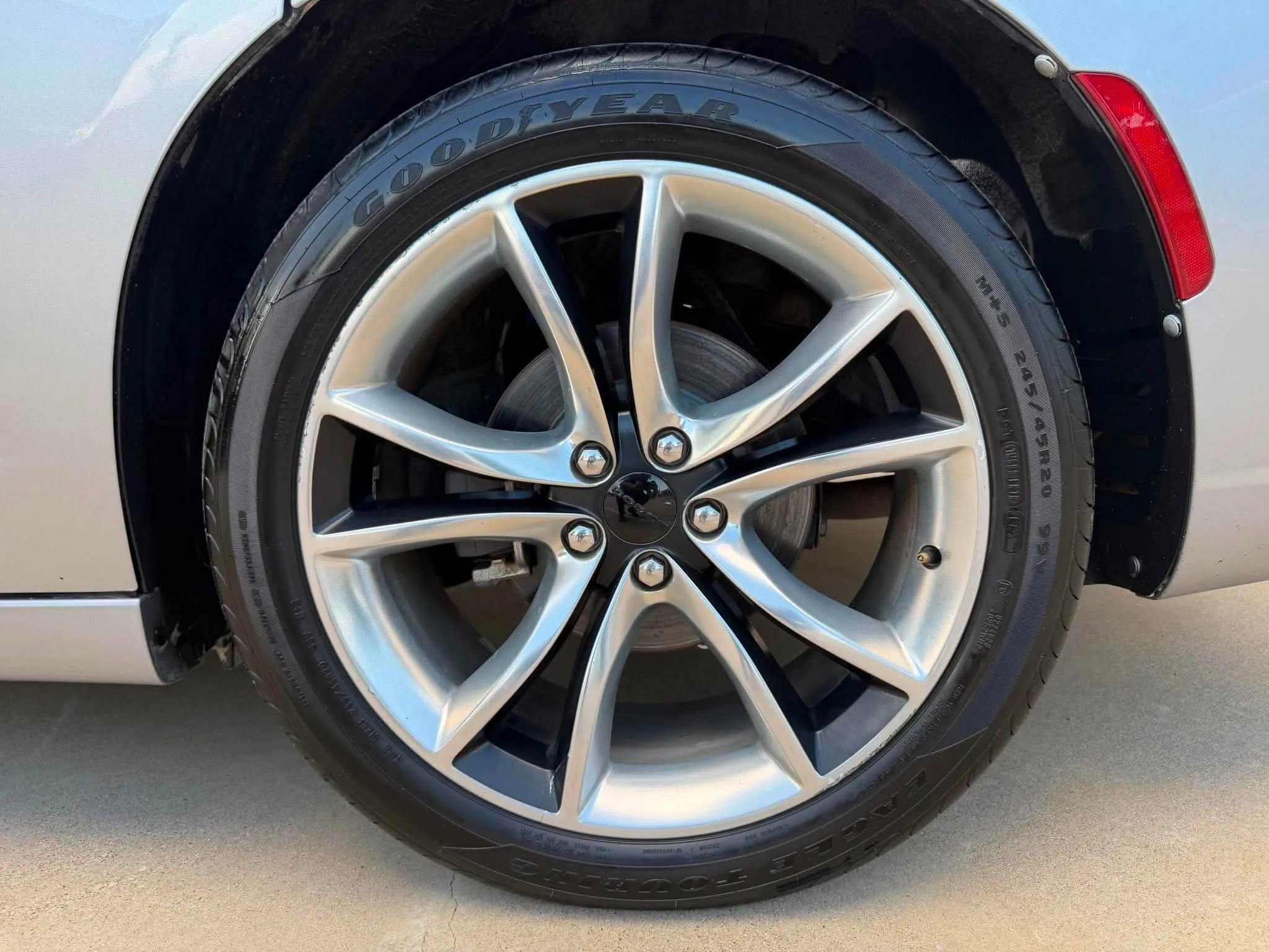 Used 2016 Dodge Charger R/T RWD image 27