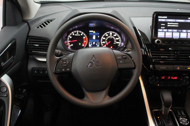 New 2026 Mitsubishi Eclipse Cross LE AWD/4WD image 21