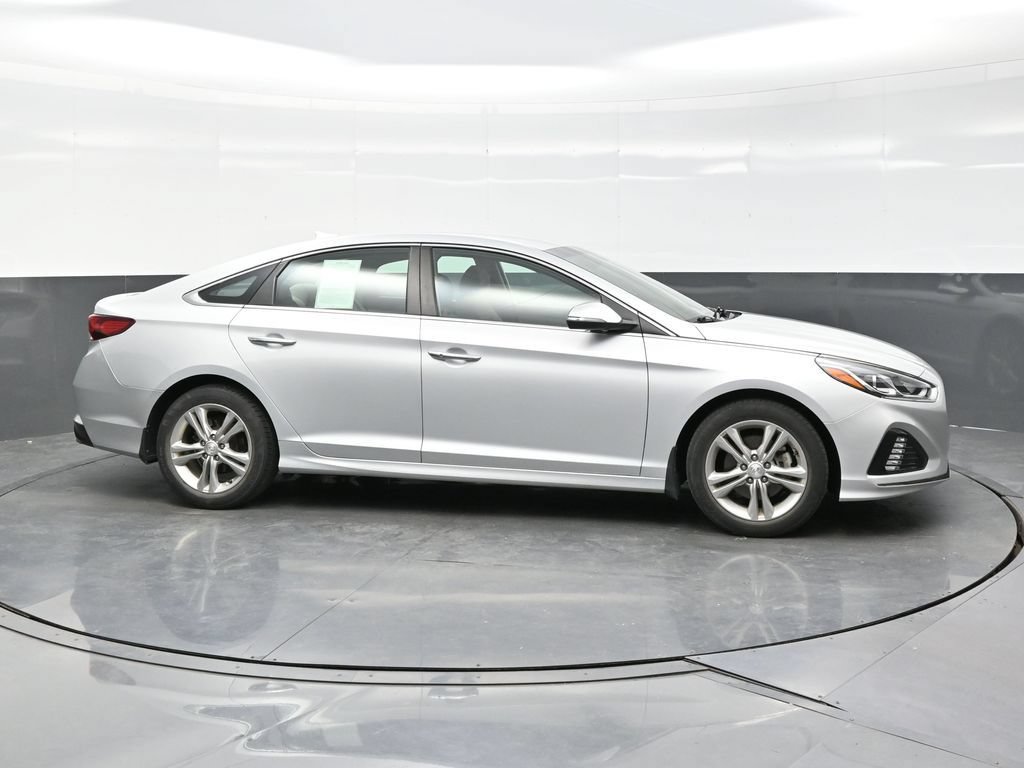 Used 2019 Hyundai Sonata SEL w/ Cargo Package FWD image 8