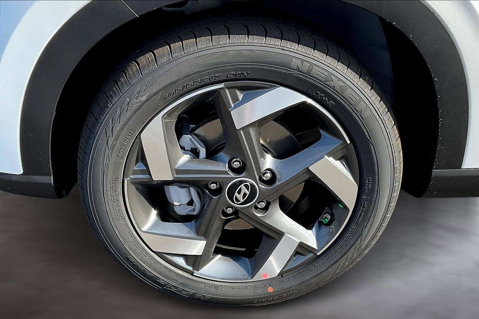 New 2026 Hyundai Venue SEL FWD image 12