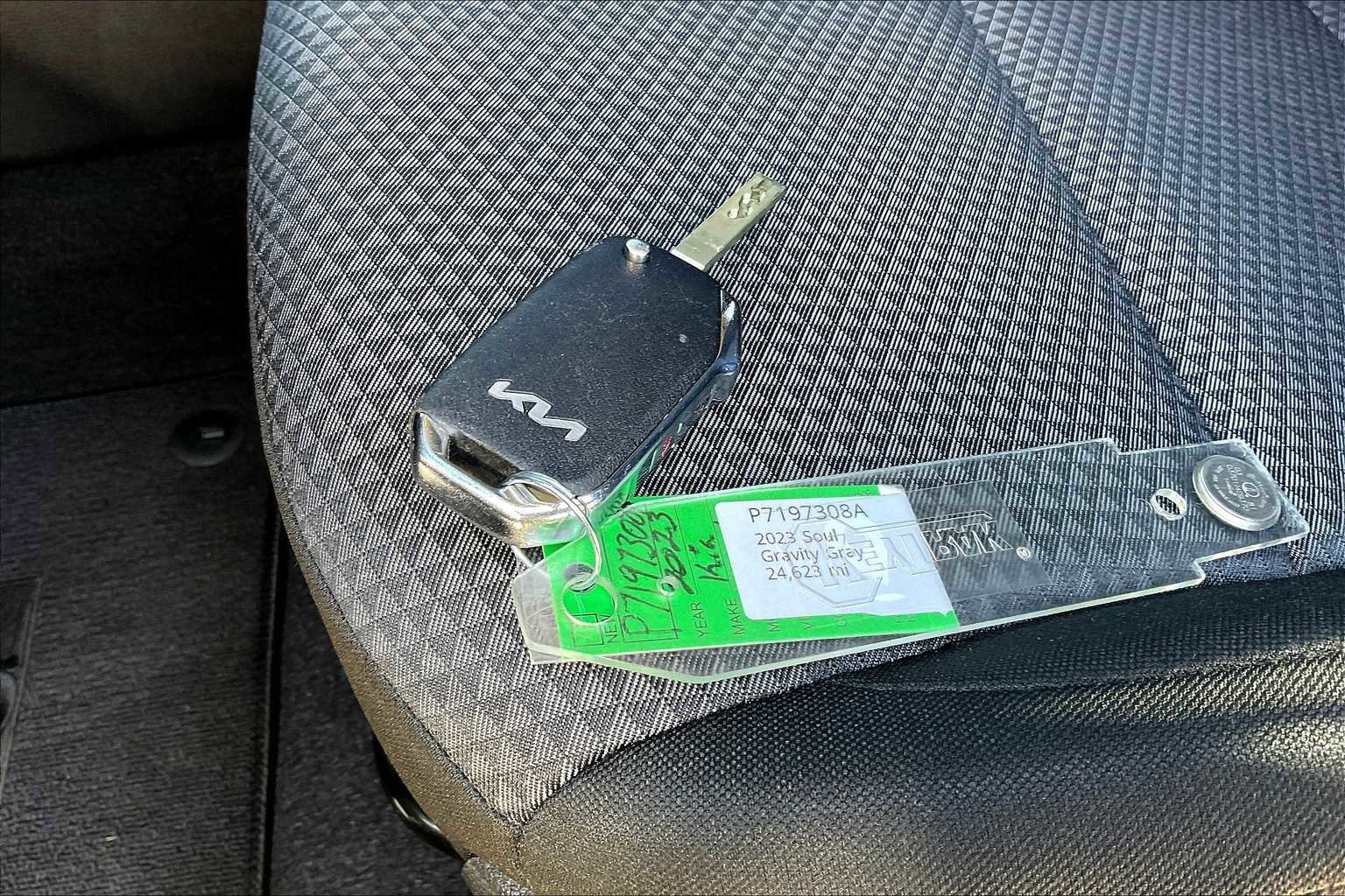 Certified 2023 Kia Soul LX image 18