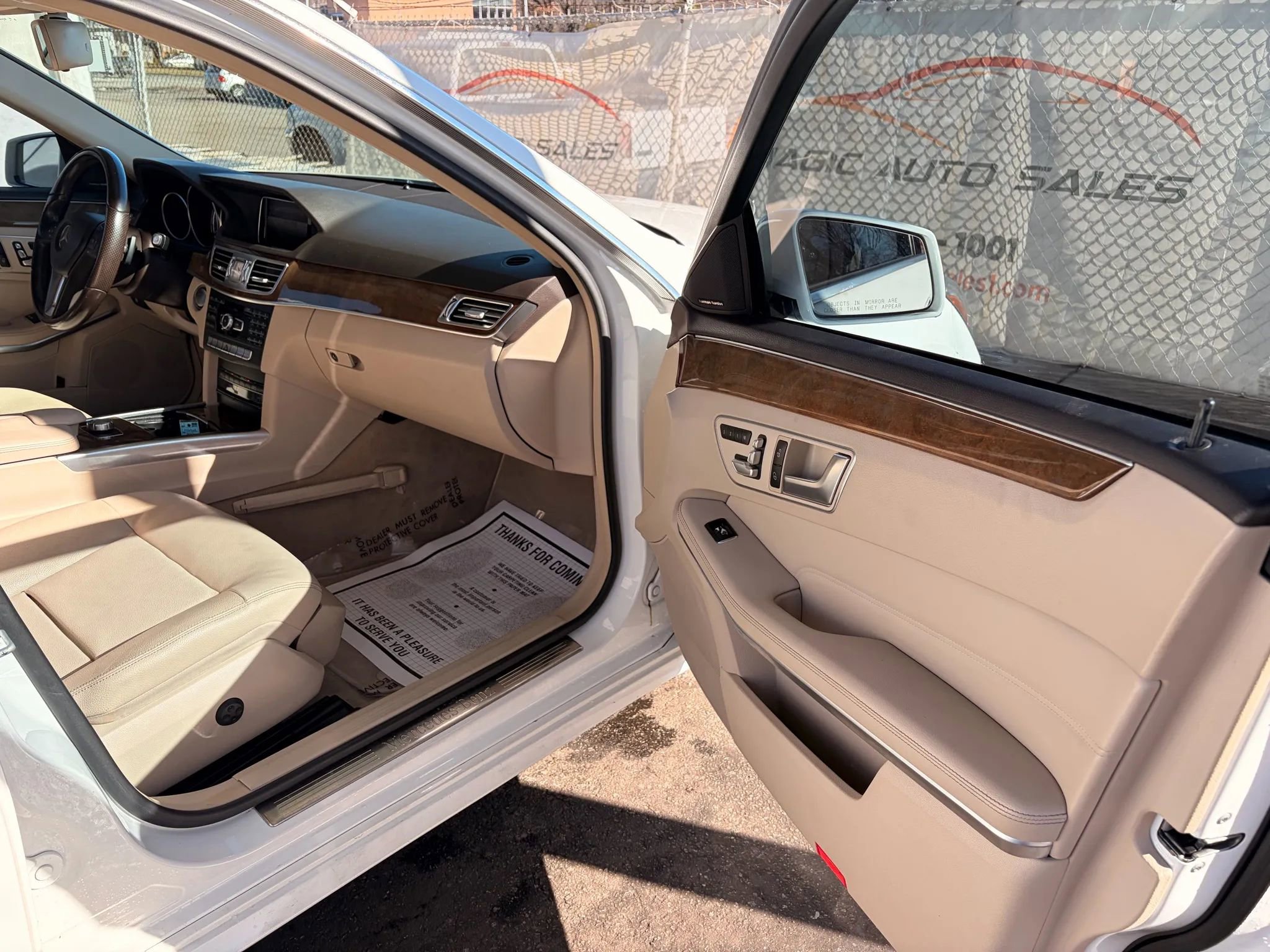 Used 2015 Mercedes-Benz E 350 4MATIC Sedan image 70