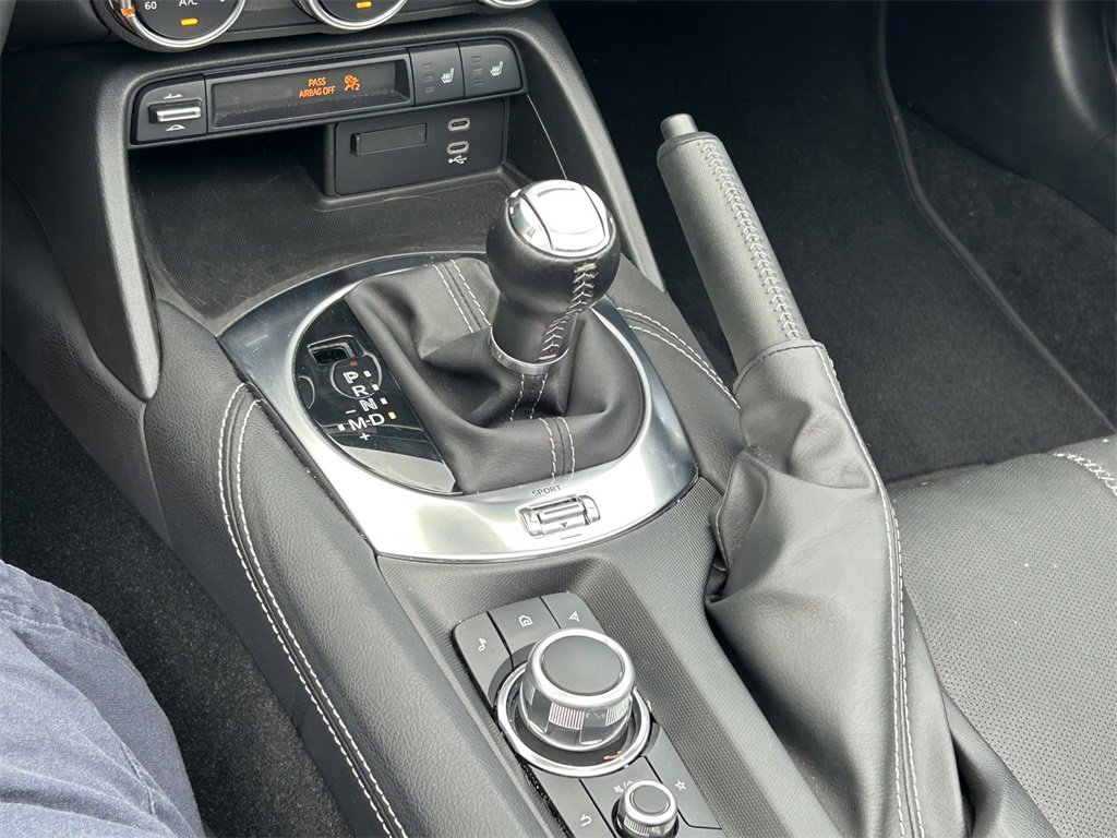 Used 2024 MAZDA MX-5 Miata RF Grand Touring image 29