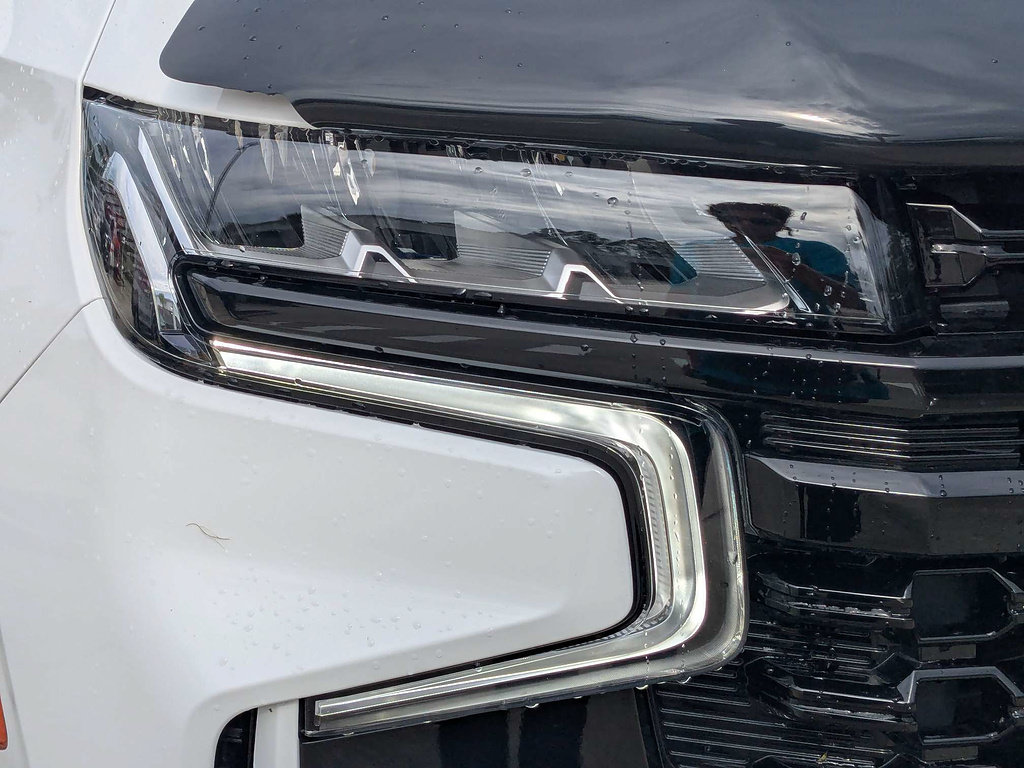 Used 2023 Chevrolet Tahoe Z71 AWD/4WD image 9