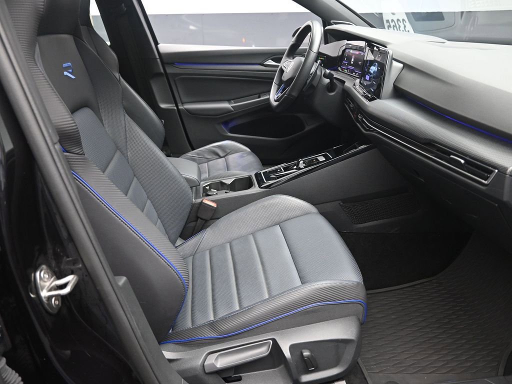 Used 2024 Volkswagen Golf R image 26