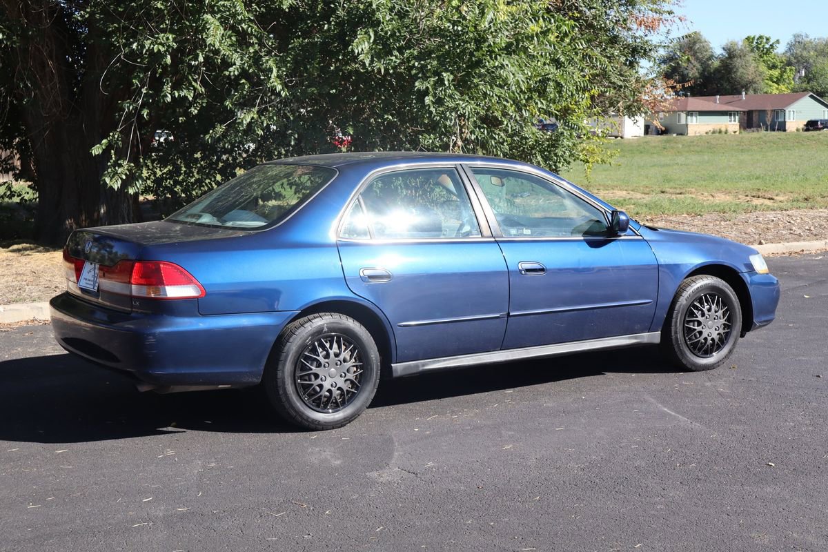 Used 2001 Honda Accord LX image 4