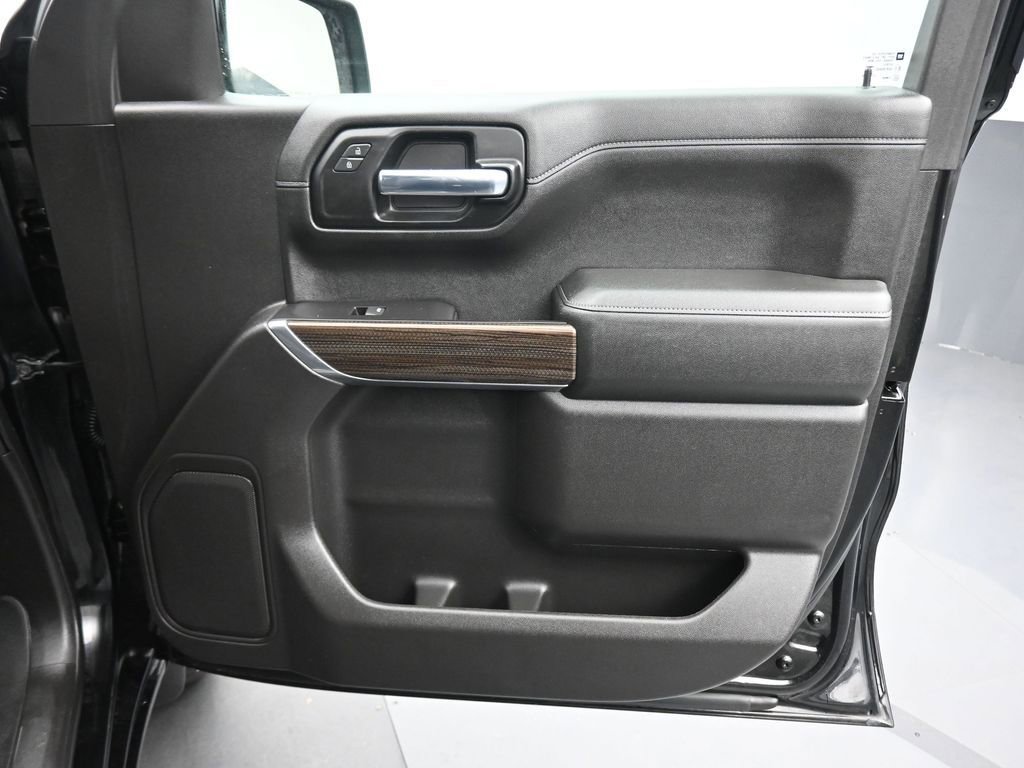 Used 2020 Chevrolet Silverado 1500 RST AWD/4WD image 45