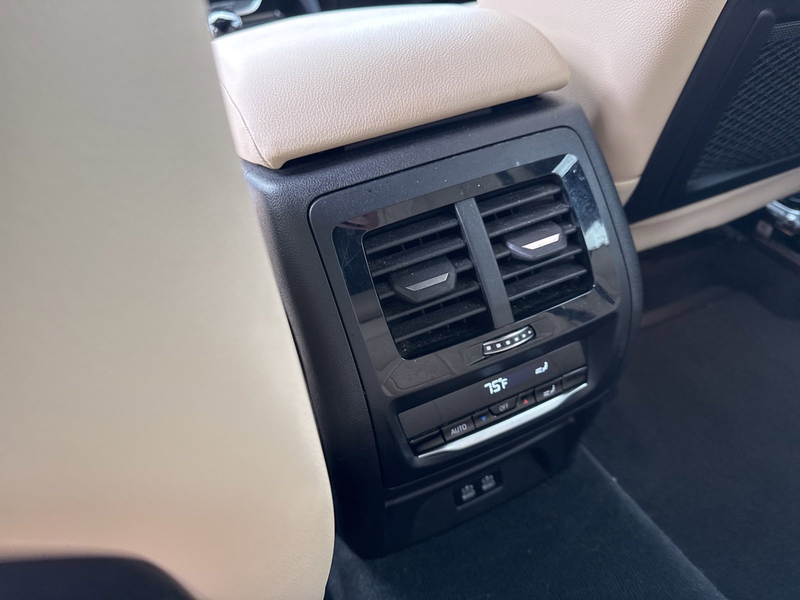 Certified 2023 BMW X3 sDrive30i w/ Premium Package image 10