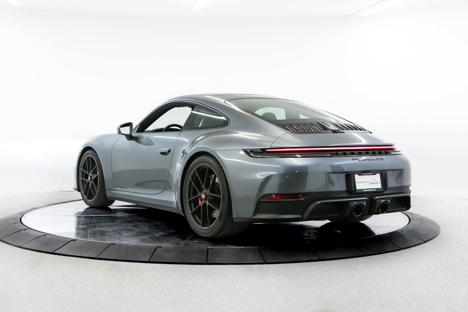 New 2026 Porsche 911 Carrera GTS RWD image 3