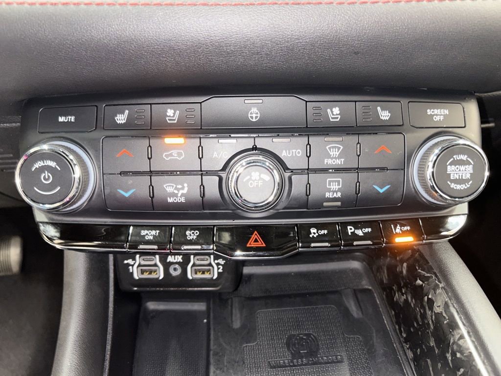 Used 2024 Dodge Durango R/T AWD/4WD image 13