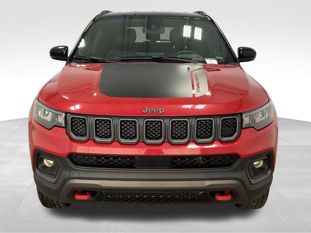 Used 2023 Jeep Compass Trailhawk image 6