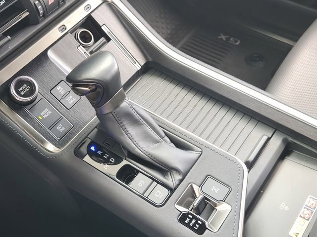 Used 2024 Lexus GX 550 w/ Accessory Package (Z1) AWD/4WD image 16