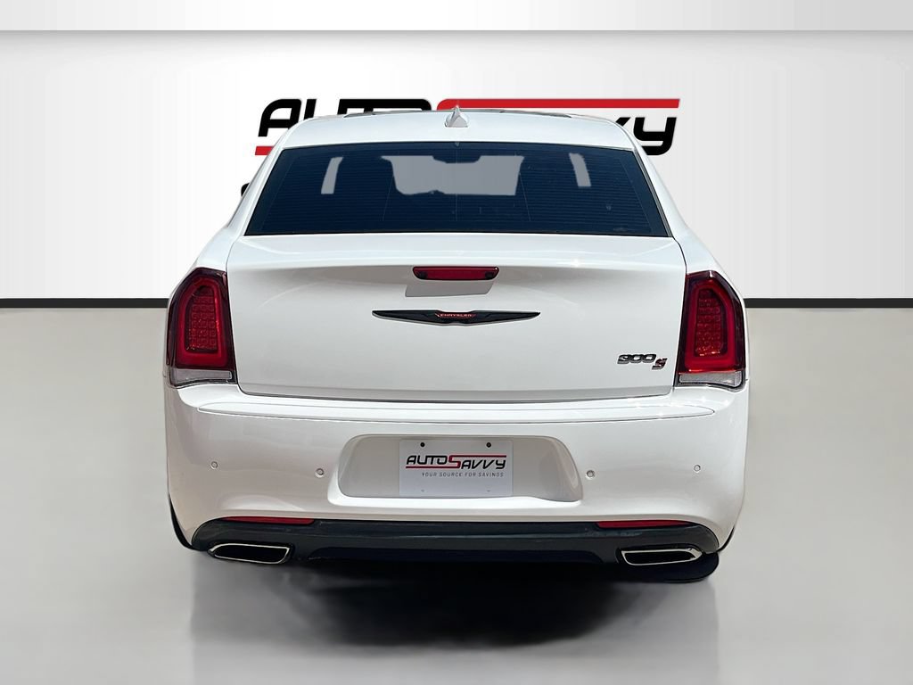 Used 2023 Chrysler 300 S RWD image 6