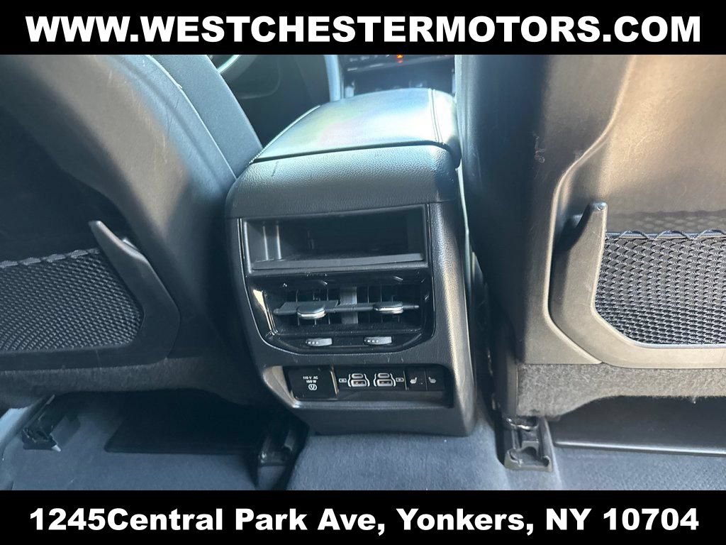 Used 2023 Jeep Grand Cherokee Limited w/ Luxury Tech Group II AWD/4WD image 27