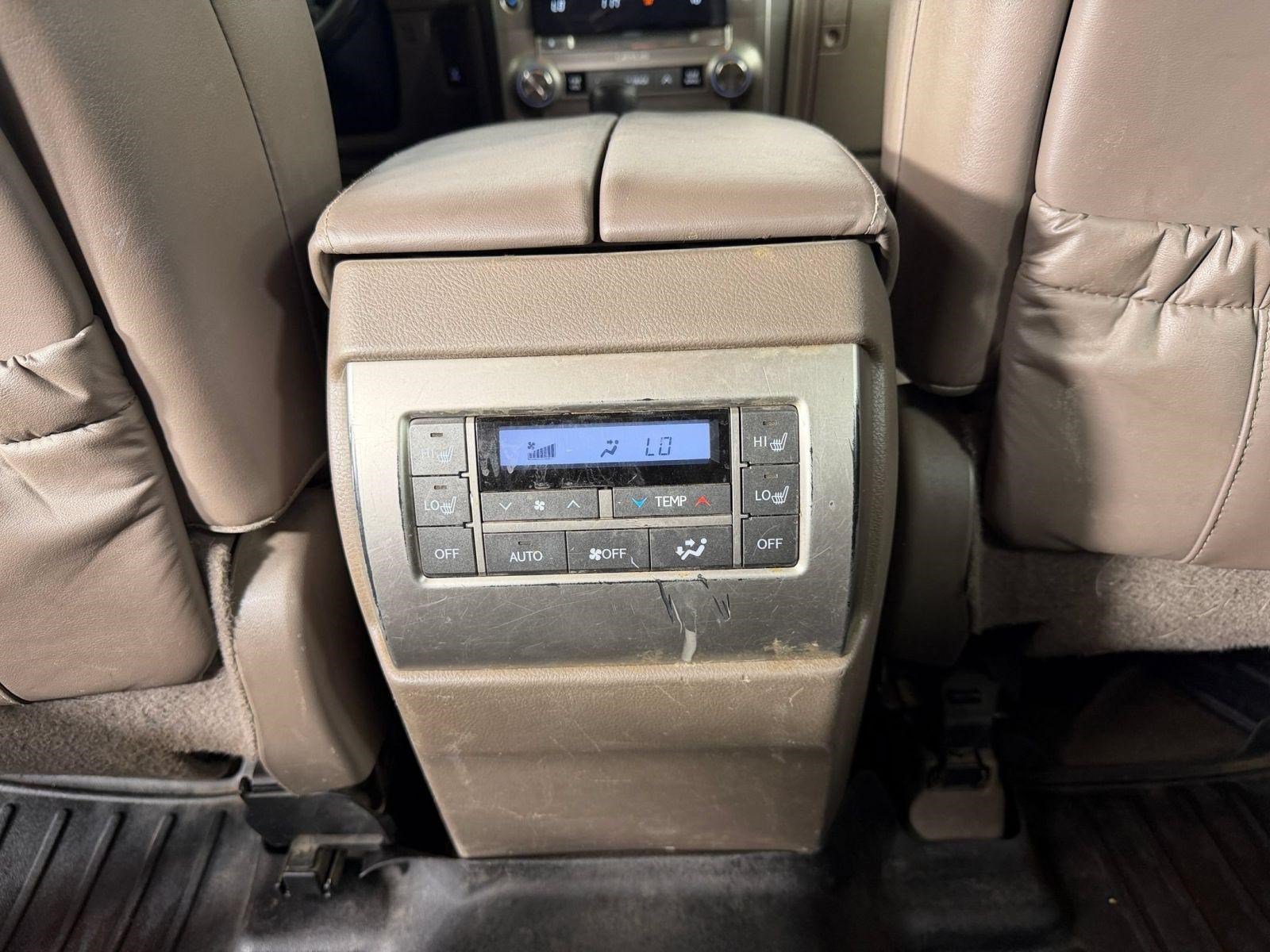 Used 2018 Lexus GX 460 Premium w/ Premium Package AWD/4WD image 27