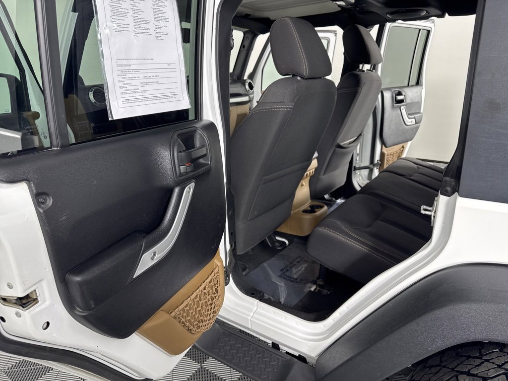 Used 2014 Jeep Wrangler Unlimited Rubicon w/ Max Tow Package image 22