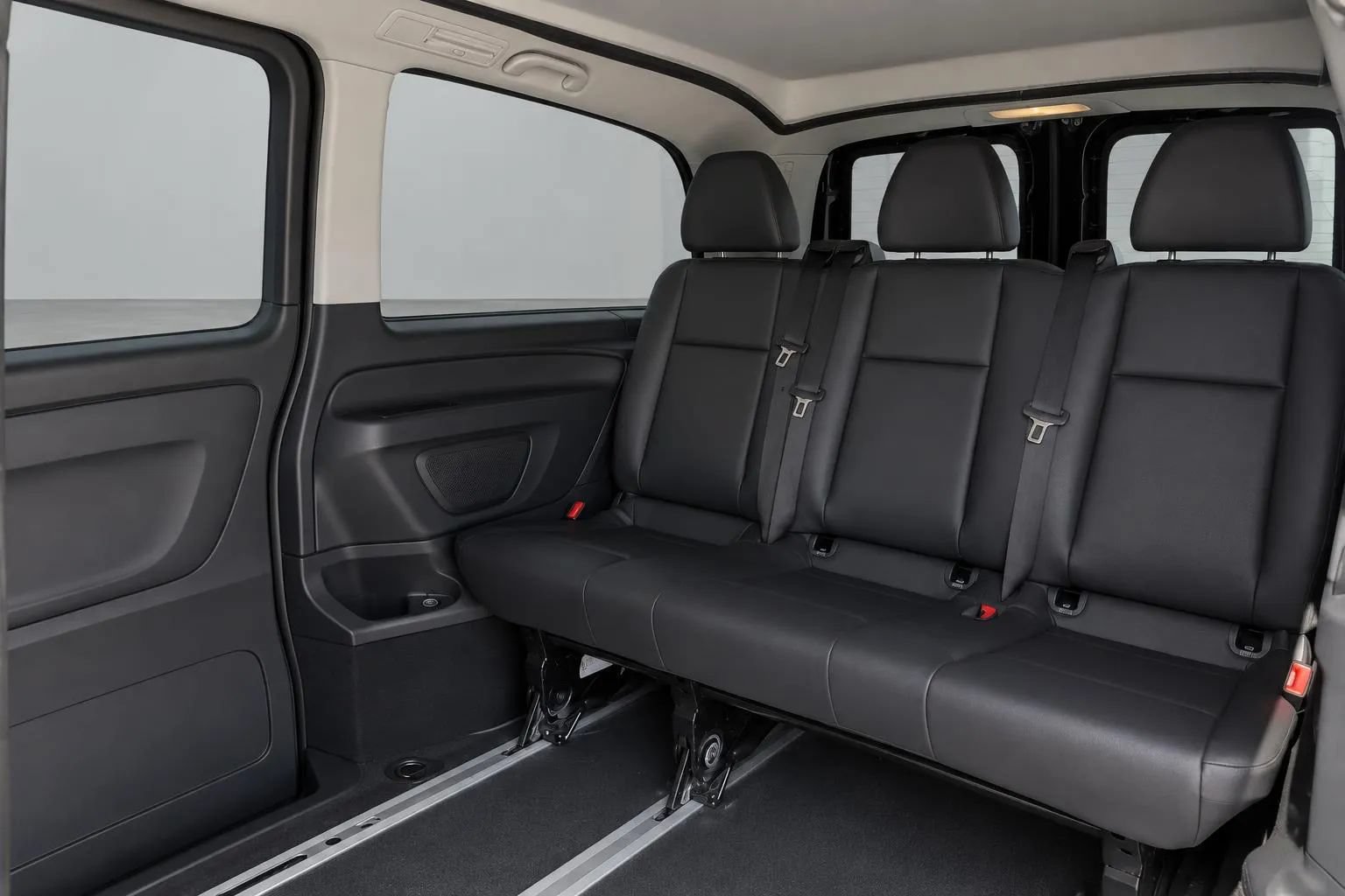 Used 2020 Mercedes-Benz Metris Passenger image 7