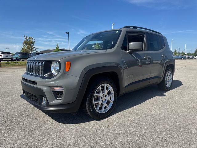 Used 2020 Jeep Renegade Latitude FWD image 2