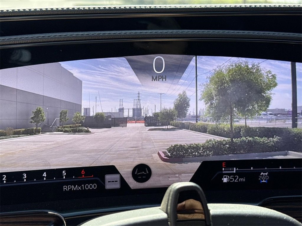 Used 2024 Cadillac Escalade ESV Premium Luxury image 10