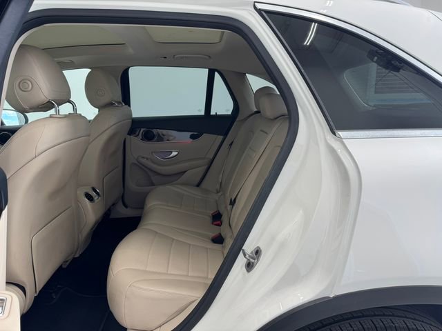 Used 2022 Mercedes-Benz GLC 300 image 19