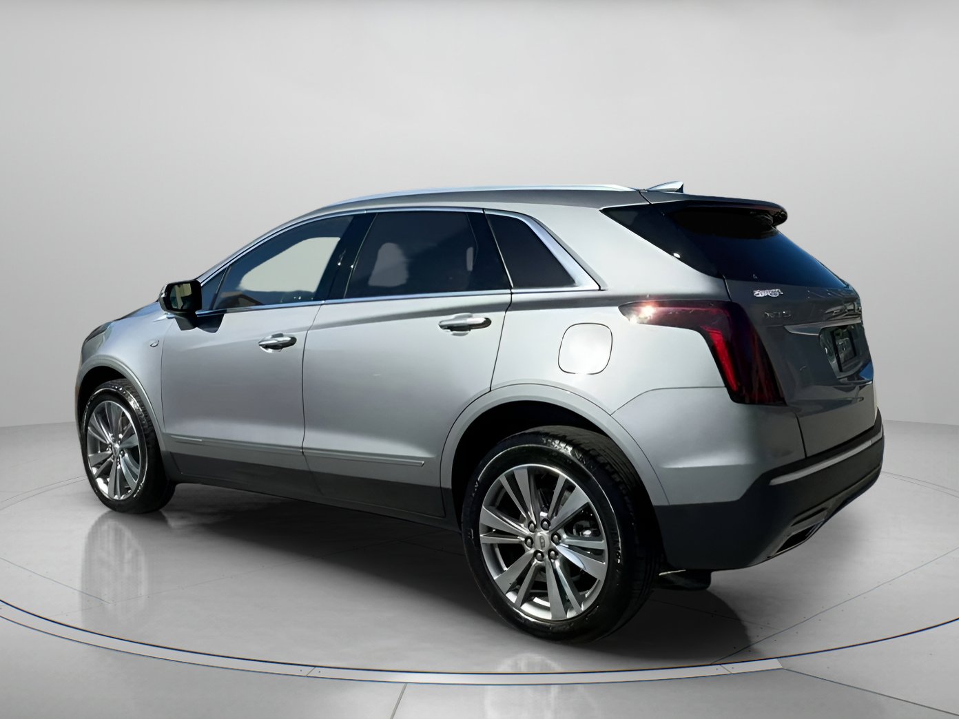 Used 2025 Cadillac XT5 Premium Luxury image 18