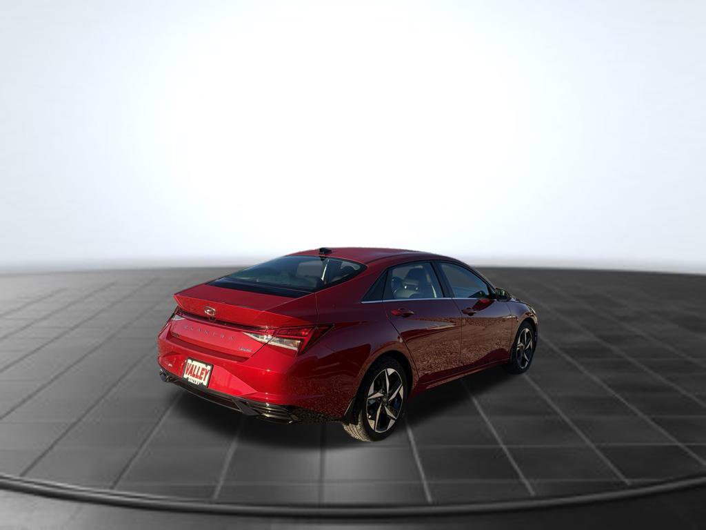 Used 2023 Hyundai Elantra Limited FWD image 13