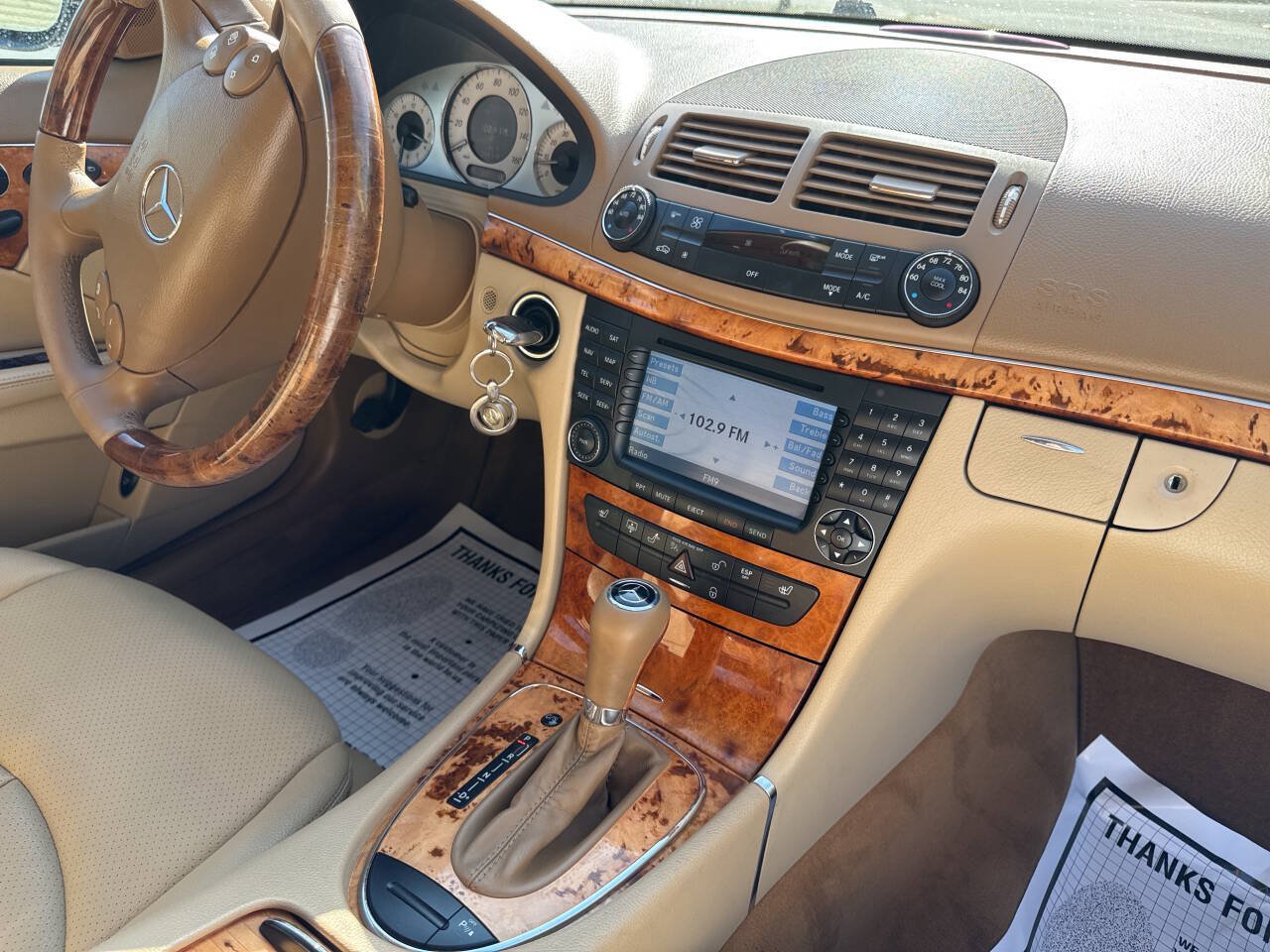 Used 2008 Mercedes-Benz E 350 4MATIC Sedan image 11