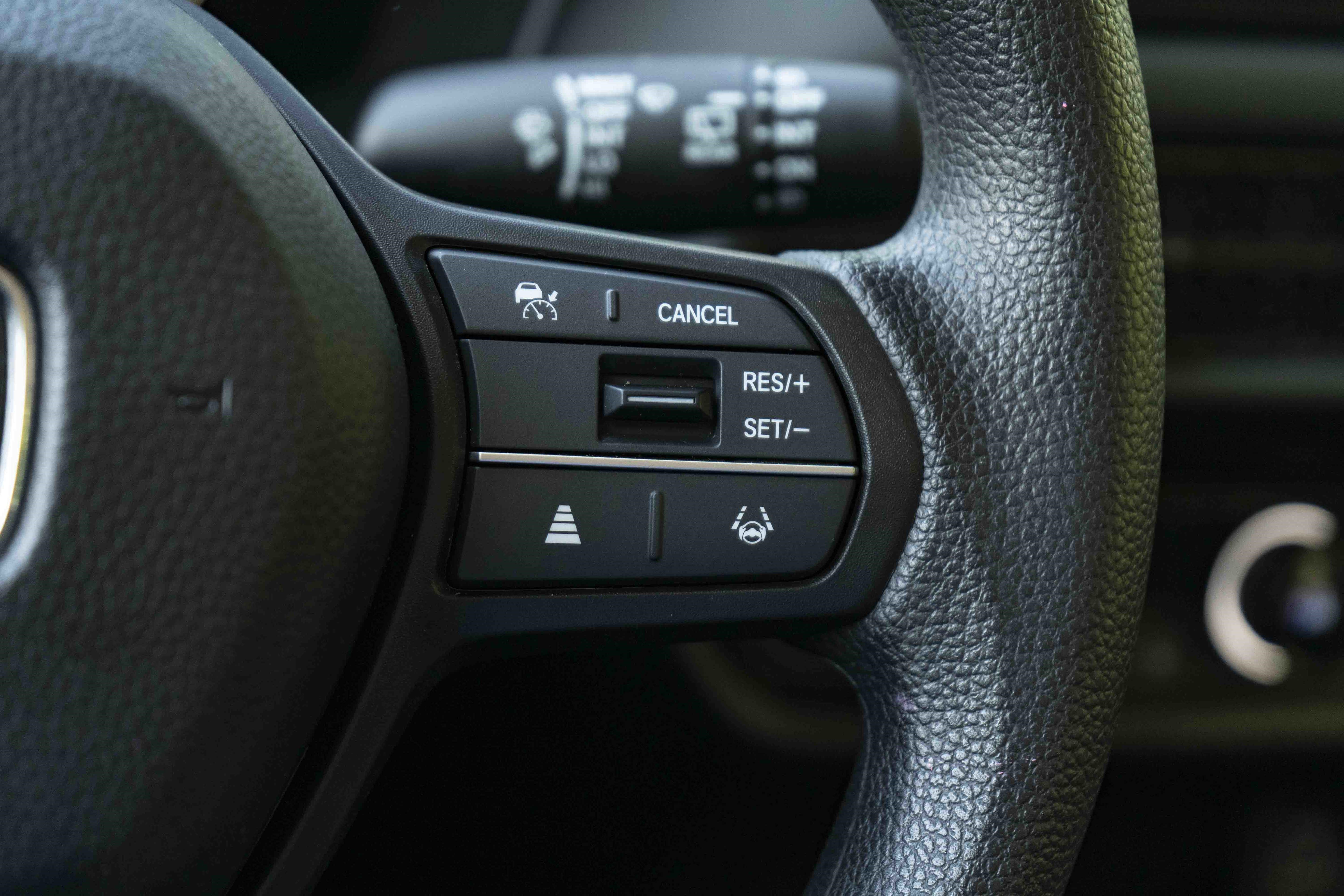 Used 2025 Honda HR-V LX image 21