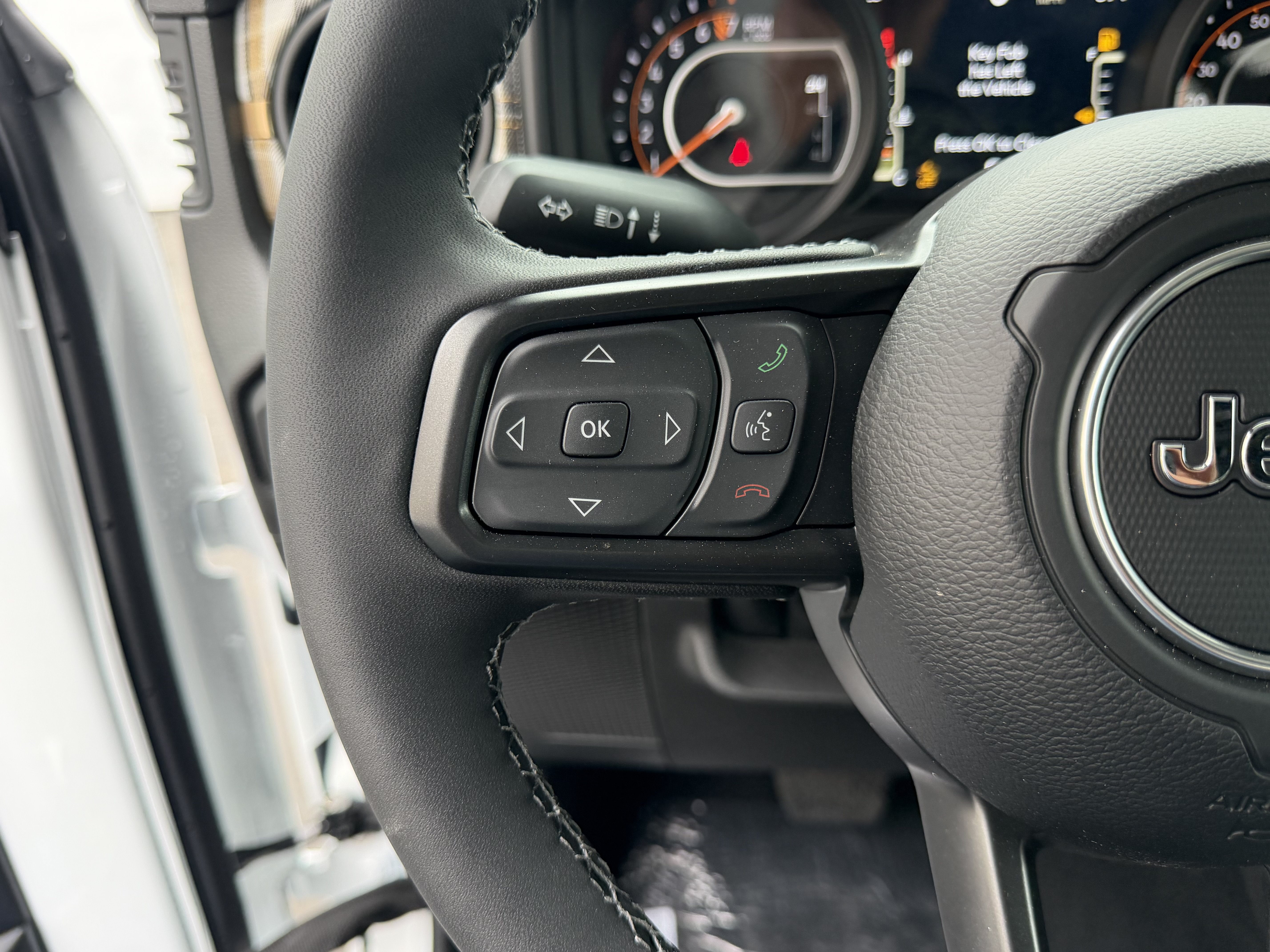 New 2026 Jeep Gladiator Sport AWD/4WD image 21